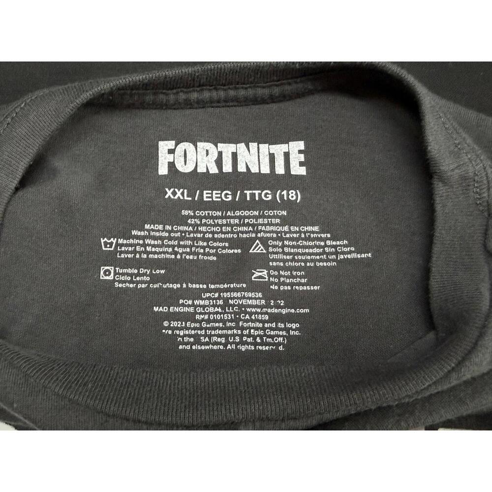 Fortnite Shirt Youth 2XL 18 Charcoal Gray Loot Llama Graphic‎ Video Game Tee - Picture 7 of 7
